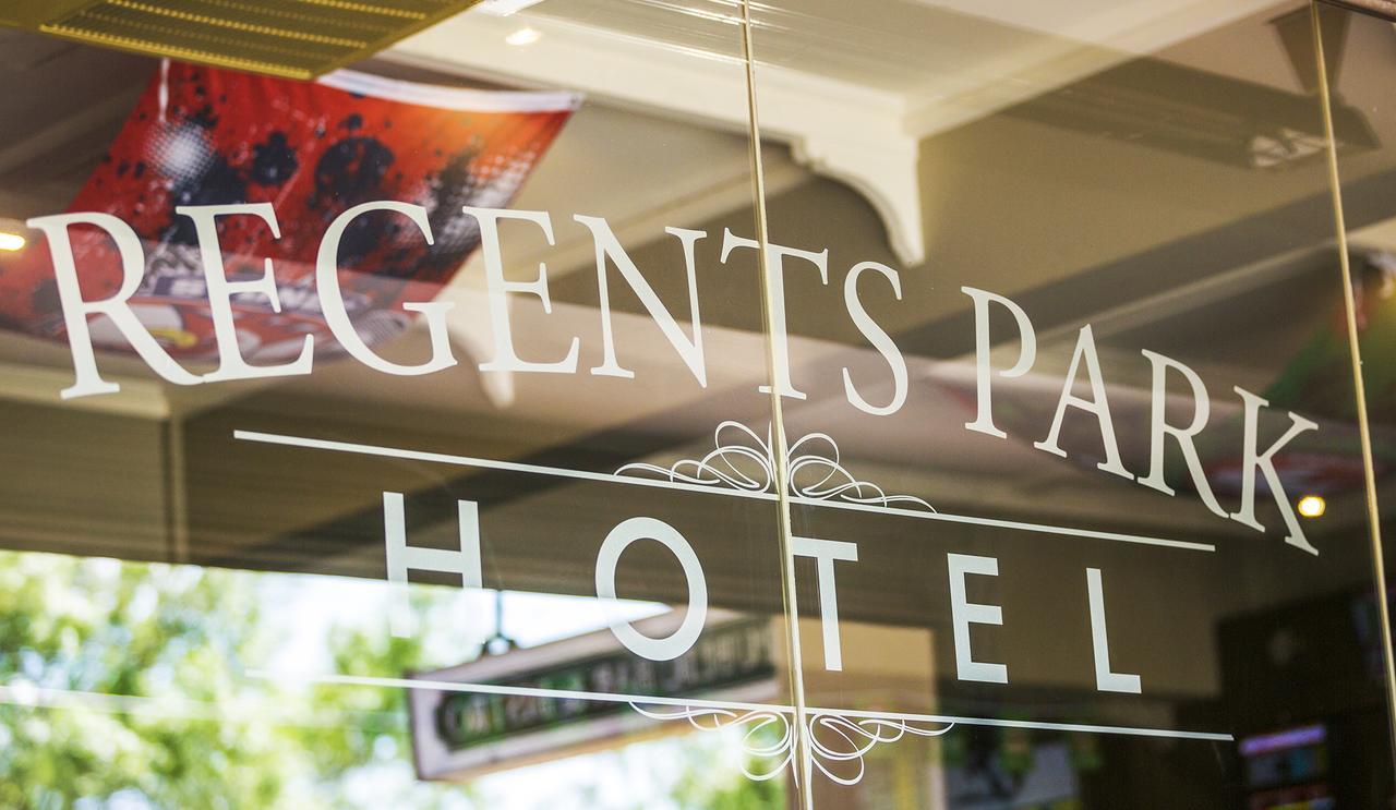 Nightcap at Regents Park Hotel Buitenkant foto